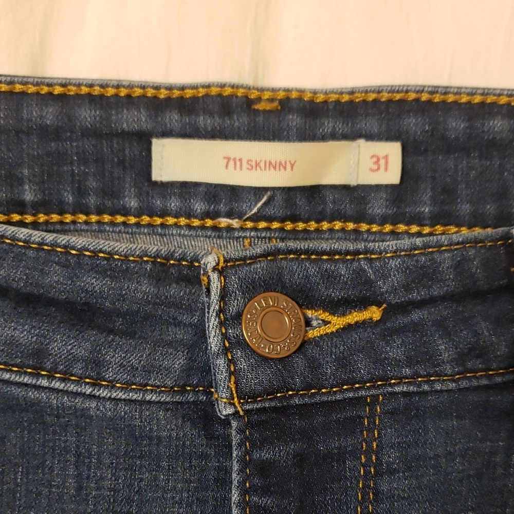 Levi's Women's 711 Skinny Jeans - Size 31